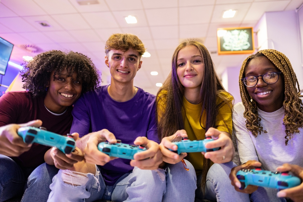 What Are the Top Multiplayer Games for Friends?